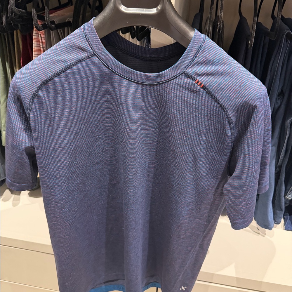 lululemon athletica Heathered Blue Short Sleeve Tee